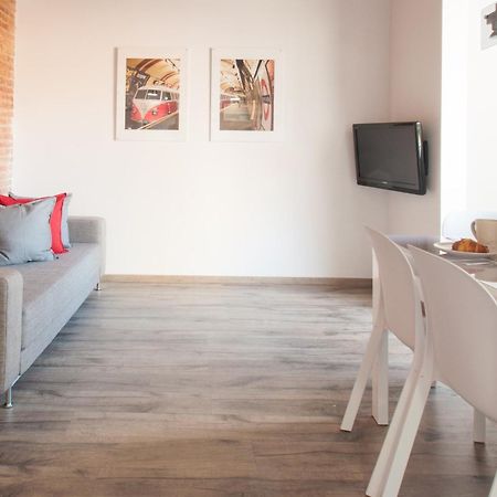 Poble Nou Design Apartment Barcellona Esterno foto