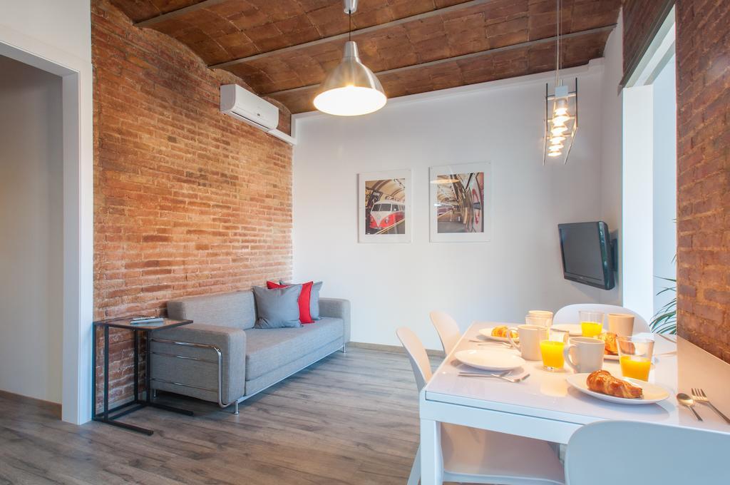 Poble Nou Design Apartment Barcellona Esterno foto